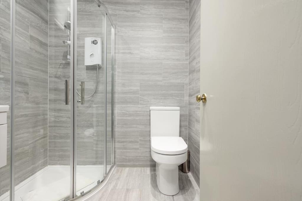 Two Bedroom Apartment-Central Edinburgh-Old Town-Licensed المظهر الخارجي الصورة